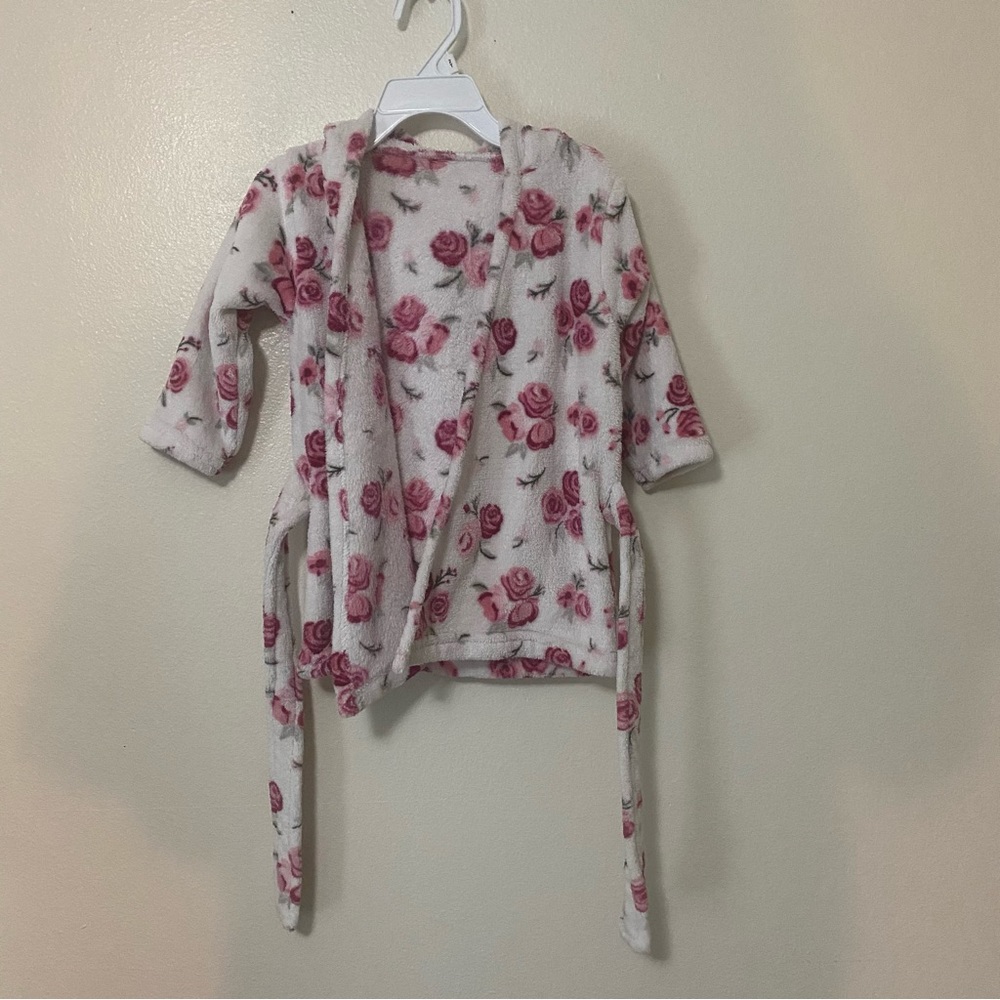 3/$12 White with Rose Floral Print 12-18 Month Baby Girl Hooded Robe
